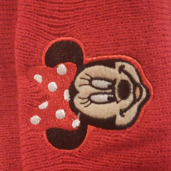 Disney "Minnie" Mouse beanie hat with fringe Puff on top red black white pom pom - Picture 4 of 9